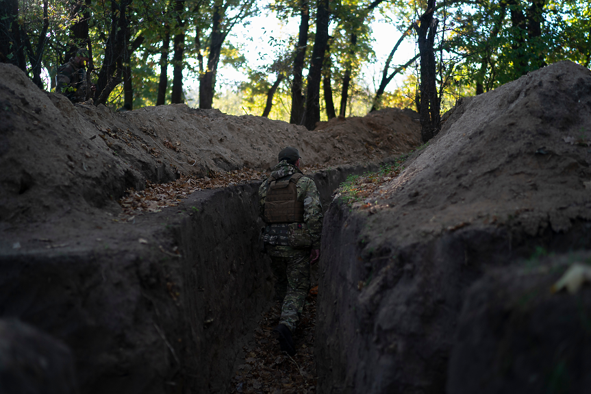 Путин въведе военно положение в 4 окупирани украински области. Какво значи това? 