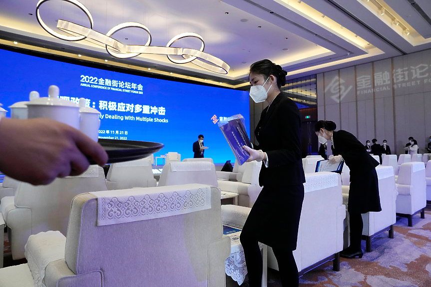 COVID-19 се връща в Пекин с рекорден брой заразени