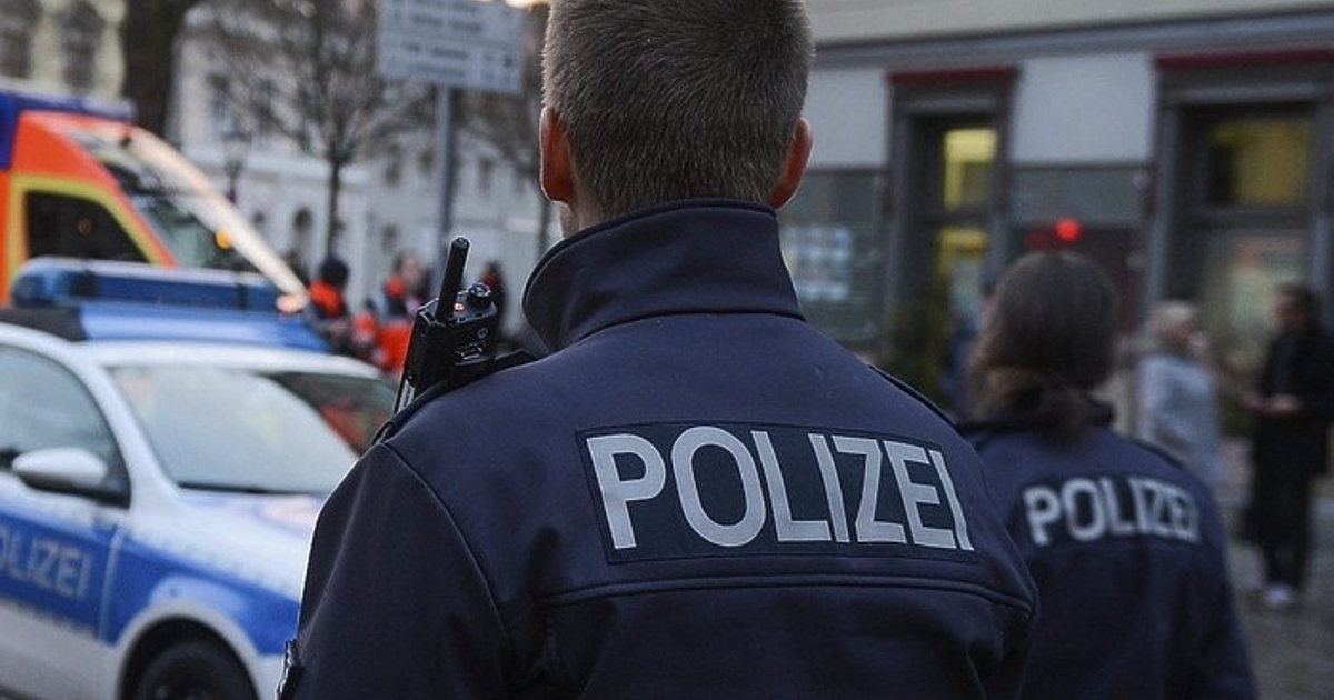 Германската полиция извърши днес мащабни арести срещу терористична група, която
