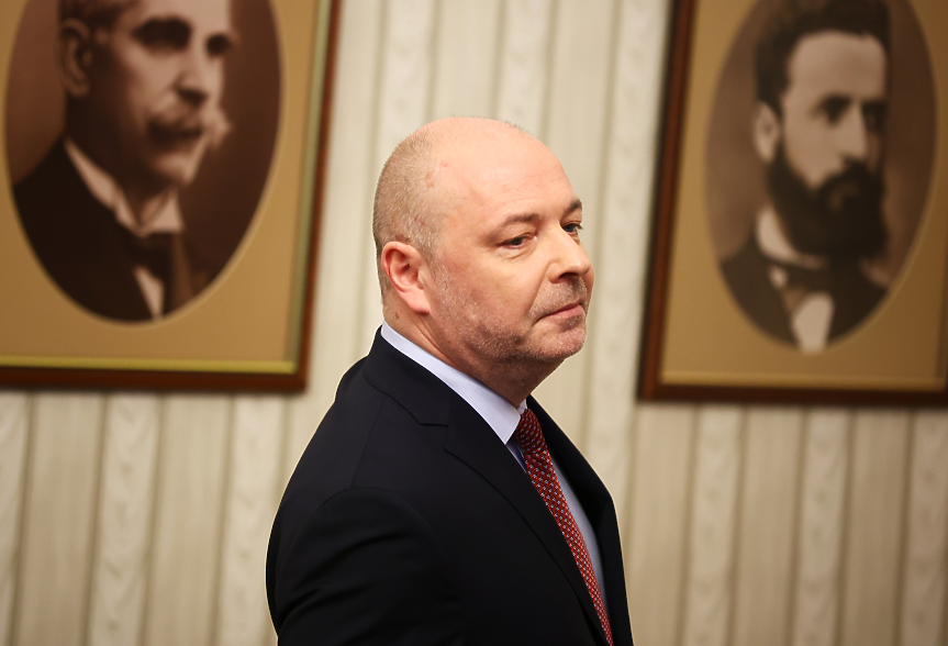 Габровски сам избирал министрите си, не ги консултирал с Борисов
