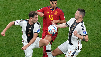 Гросмайсторското надиграване между Испания и Германия завърши без победител (СНИМКИ)