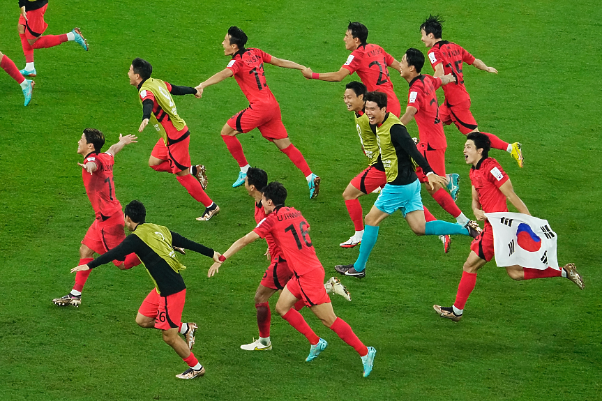 Нови емоции в Катар, Южна Корея изпревари Уругвай с повече вкарани голове