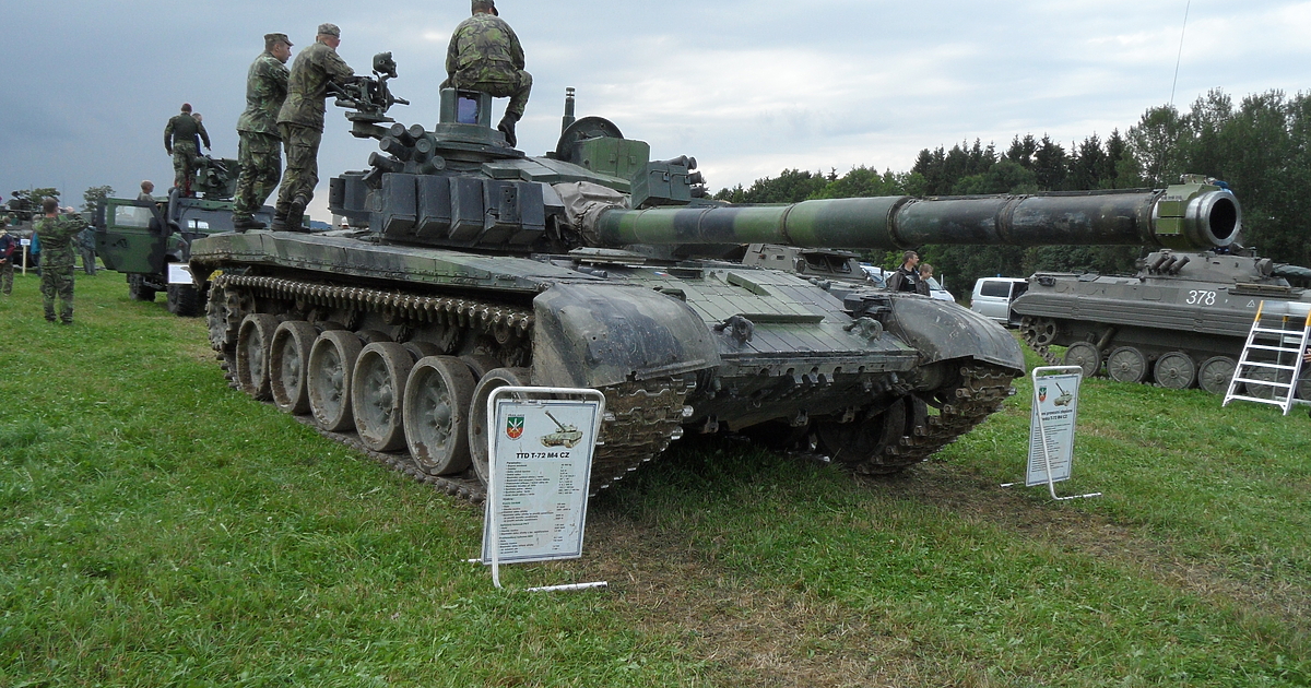 Мароко е предало на Украйна танкове Т-72Б, модернизирани в Чехия