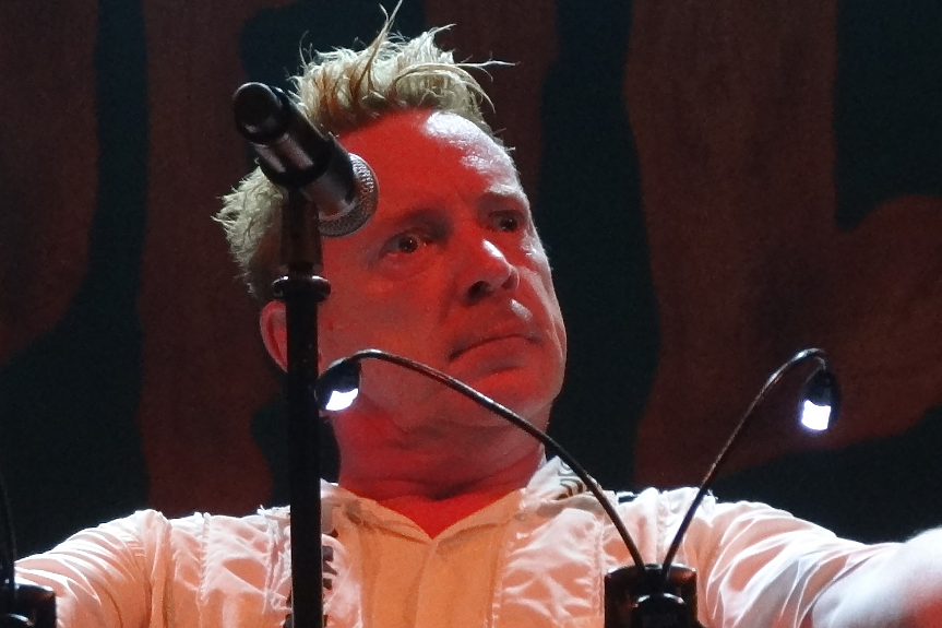 На 66 г.: Джон Лайдън от Sex Pistols се впуска в 