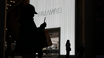 САЩ блокират достъпа на Huawei до американски доставчици