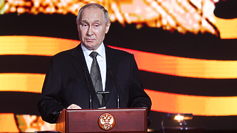 Руският президент Владимир Путин използва церемония за 80 годишнината от