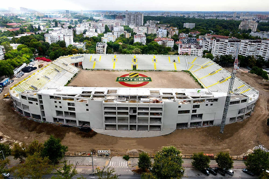 Кметът на Пловдив: Довършване на стадионите на “Ботев” и “Локо” ще потопи общината