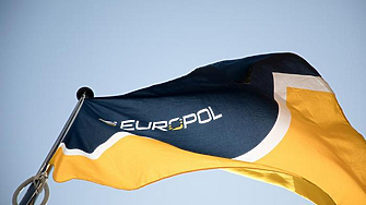 Европол помага в разследването за камиона ковчег