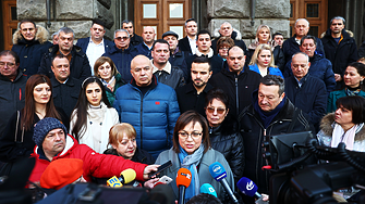 БСП иска от Радев да спре изпращането на наши военни в мисията на ЕС за Украйна