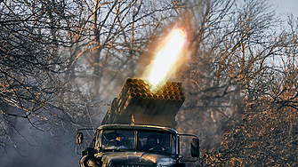 Войната днес: Украйна вероятно подготвя организирано оттегляне от Бахмут, смятат анализатори