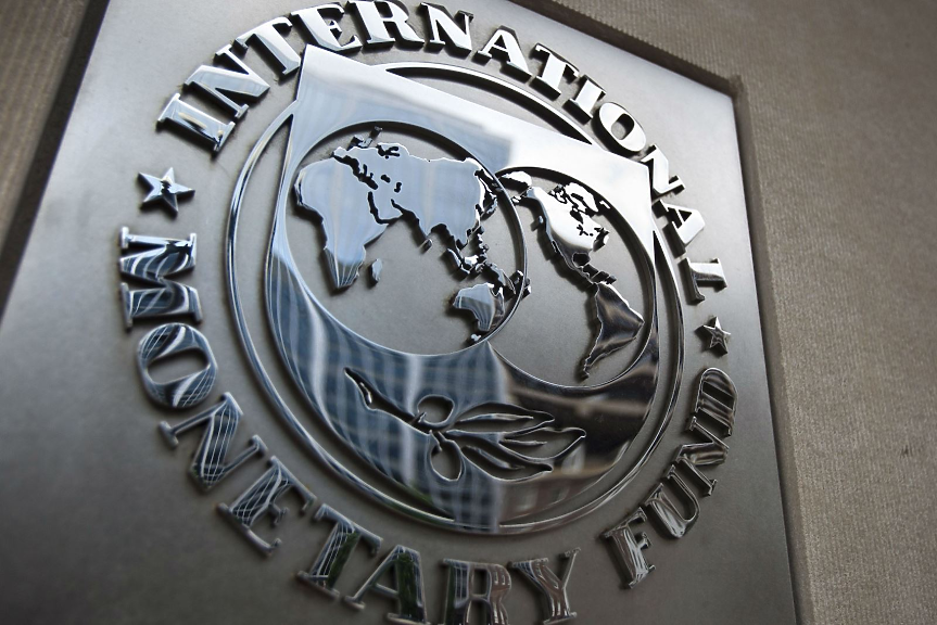 МВФ се споразумя с Украйна за помощ от 15,6 млрд. долара