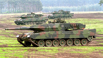 Норвегия достави осем танка 