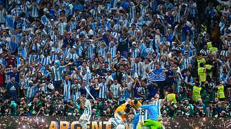 Над 1,5 милиона души искат да гледат на стадиона мач на Аржентина