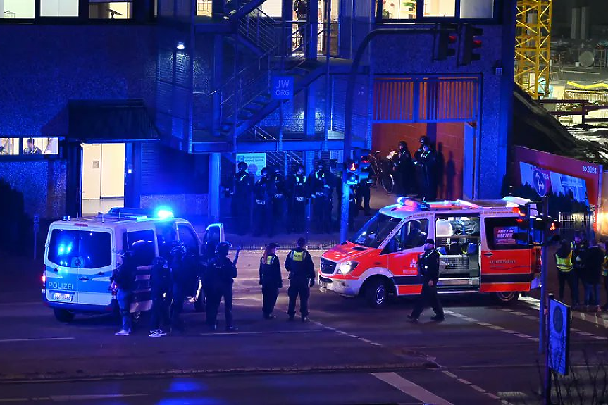 Застреляха 7 души в църква на „Свидетелите на Йехова“ в Хамбург