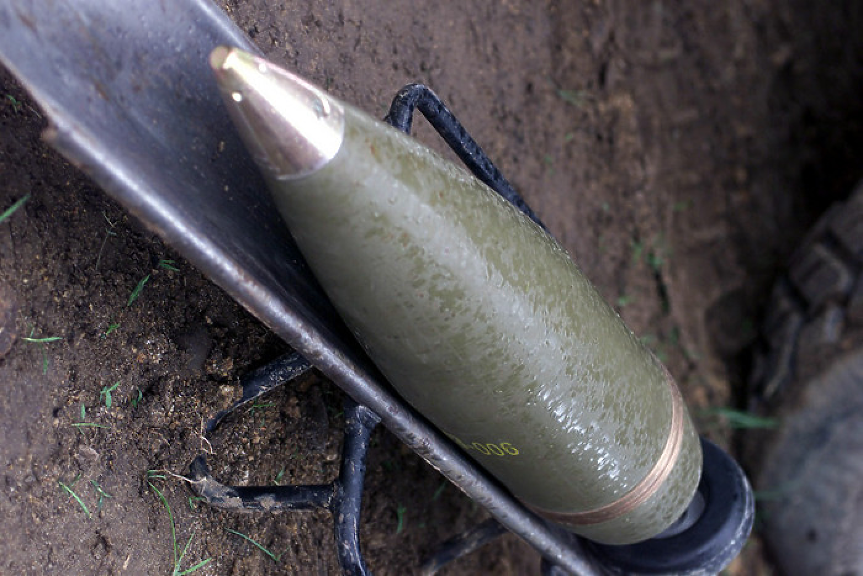 България подкрепя доставката на 1 млн. снаряда за Украйна