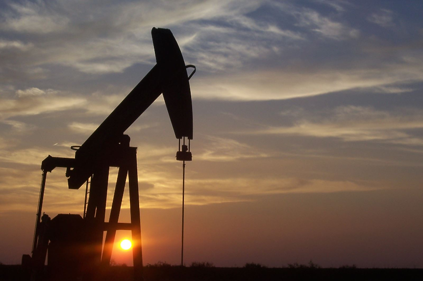 Цените на петрола падат заради опасения от рецесия