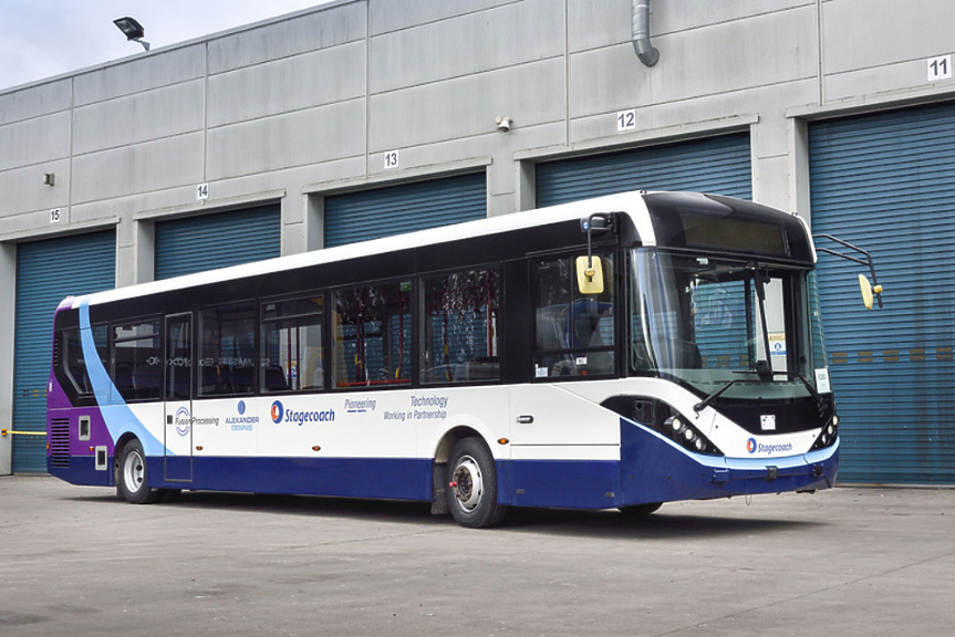 Първата линия със самоуправляващи се автобуси тръгва в Шотландия