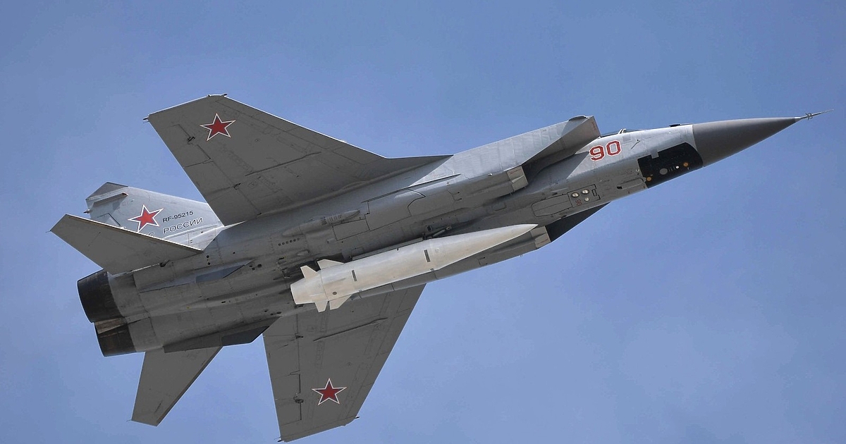 Украинската противовъздушна отбрана е свалила за пръв път руска хиперзвукова