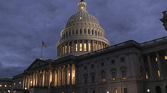 Камарата на представителите в САЩ одобри споразумение за отлагане на лимита на дълга