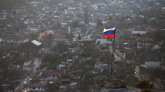 Крим остава без питейна вода - заради взрива на язовира 