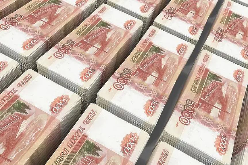 Руската валута падна под психологическата граница от 100 рубли за долар