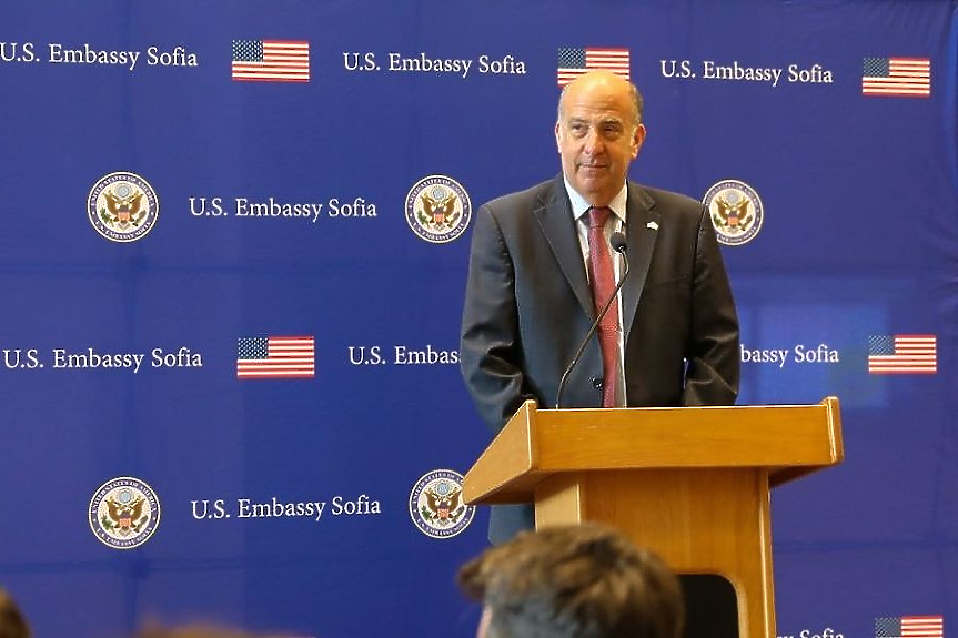 Американският посланик: Партньорството ни с България е по-силно от всякога