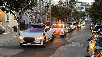 В Сан Франциско започват работа роботизирани таксита