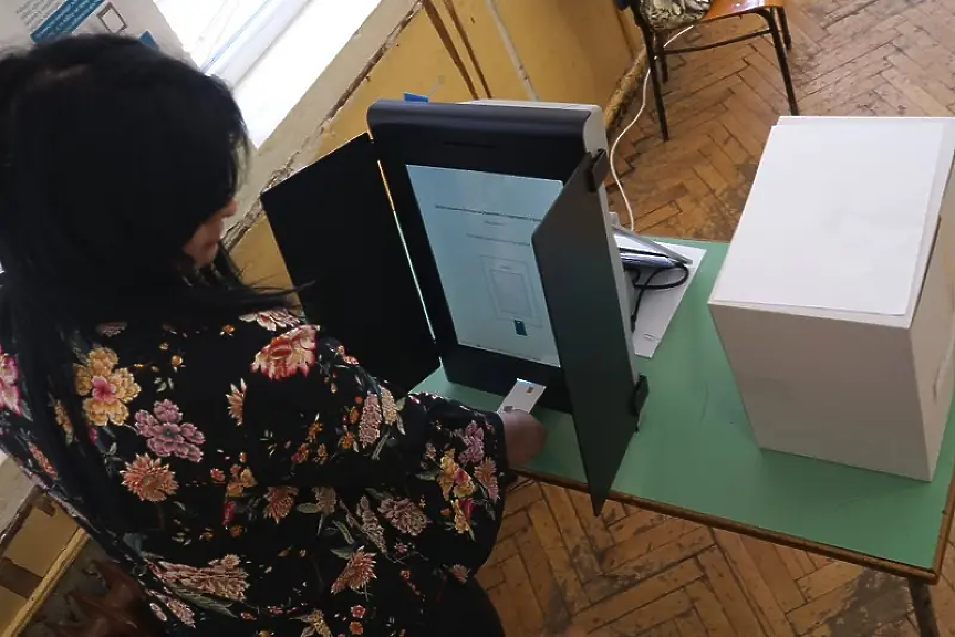 Могат ли машините да манипулират вота, след като са само принтери?