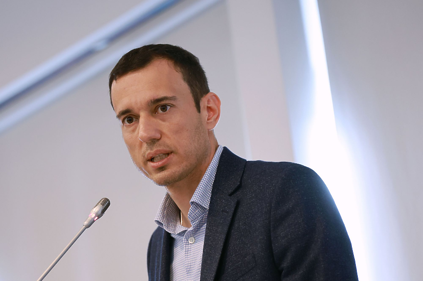 Васил Терзиев: Министерството на финансите опроверга новата опорка, че кабинетът „Петков“ не е финансирал градския транспорт на София