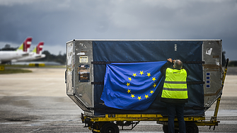 ЕС открива хуманитарен въздушен мост към Газа