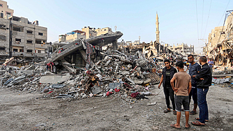 Увеличава се хуманитарната помощ в Газа, възстановява се и Интернет