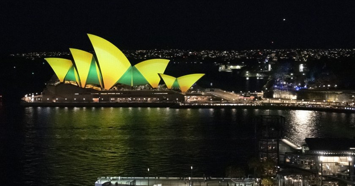 Най-емблематичната австралийска сграда - Операта в Сидни отбелязва своята 50-годишнина.