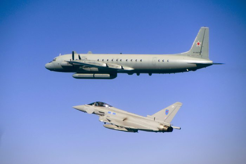 Германски изтребители прихванаха руски разузнавателен самолет