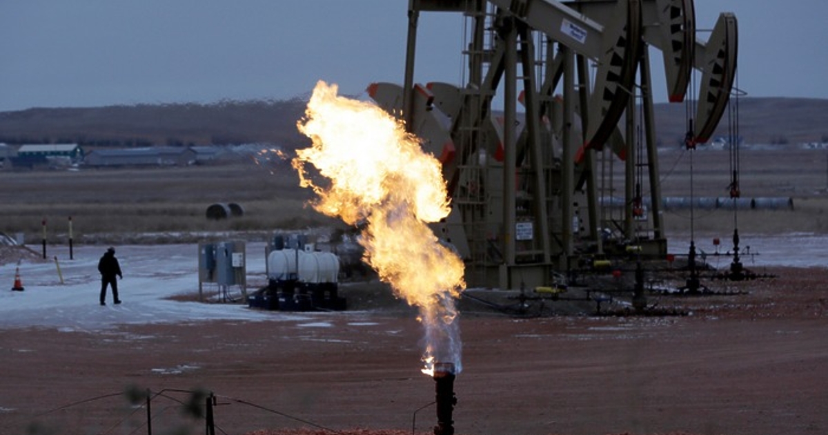 От ПП-ДБ ще предложат дерогацията за руски петрол да отпадне