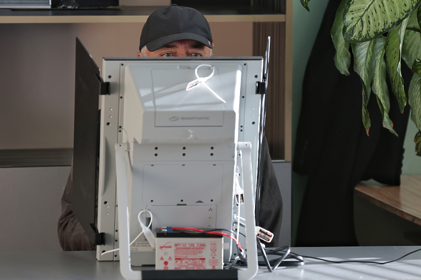 Чувалите с разписките от машинното гласуване в София ще бъдат отворени
