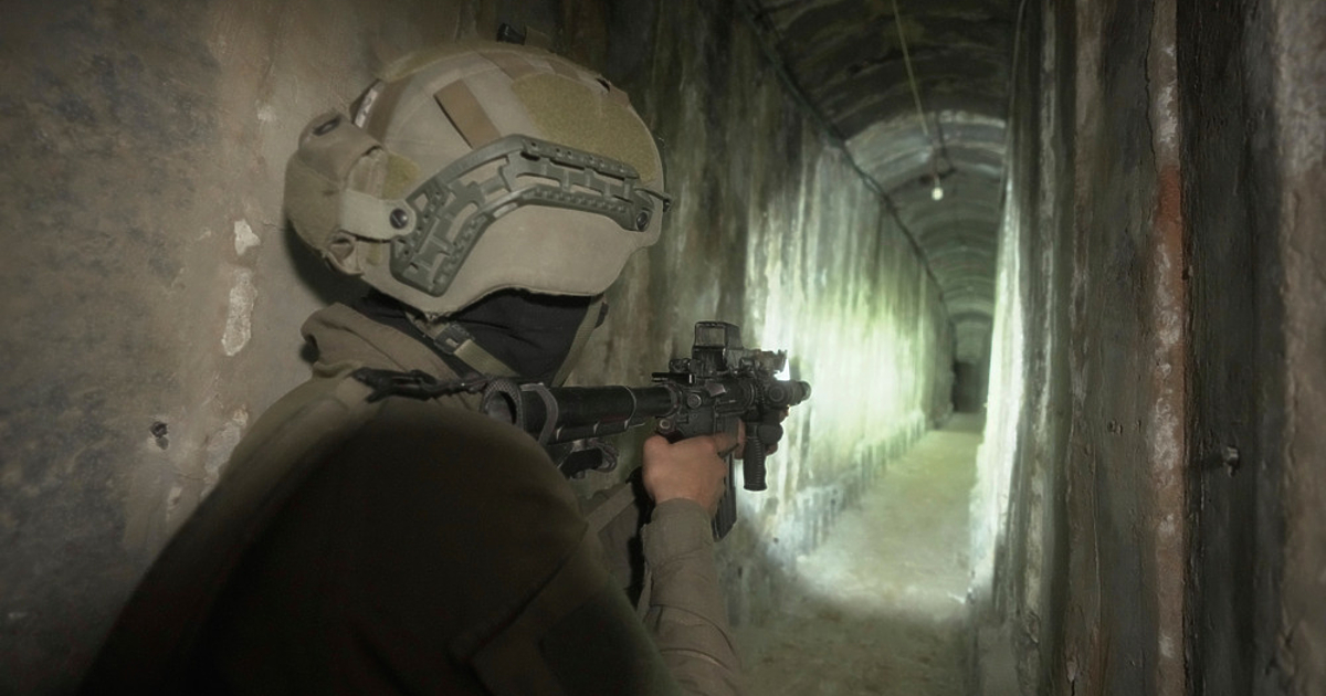 Израелската армия показа на група чуждестранни журналисти скривалище на Хамас“