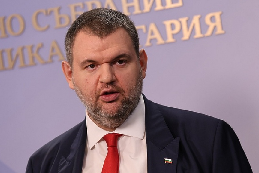 Делян Пеевски вече е председател на парламентарната група на ДПС