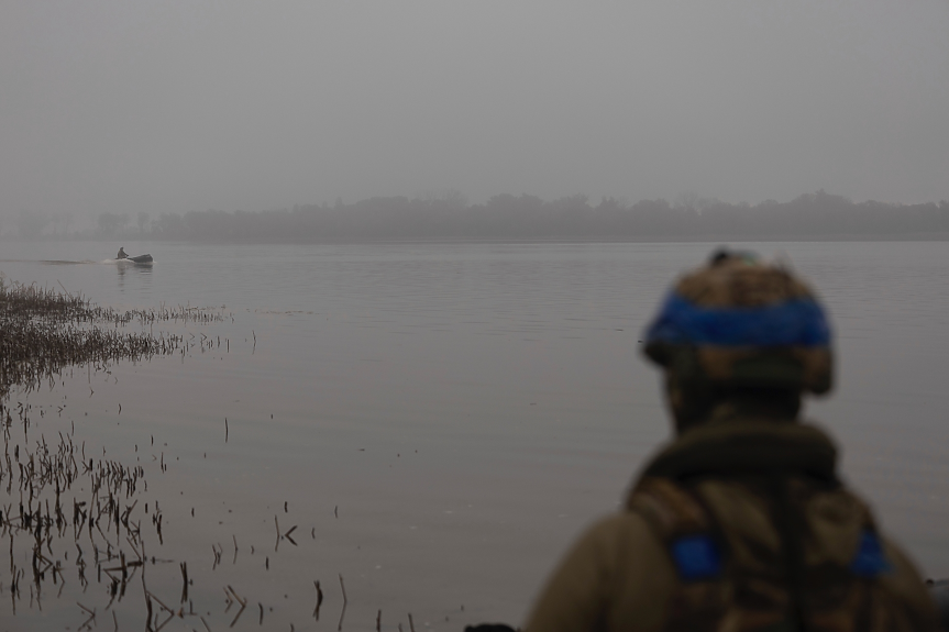 Украинска военна техника е преминала река Днепър, твърдят руски блогъри