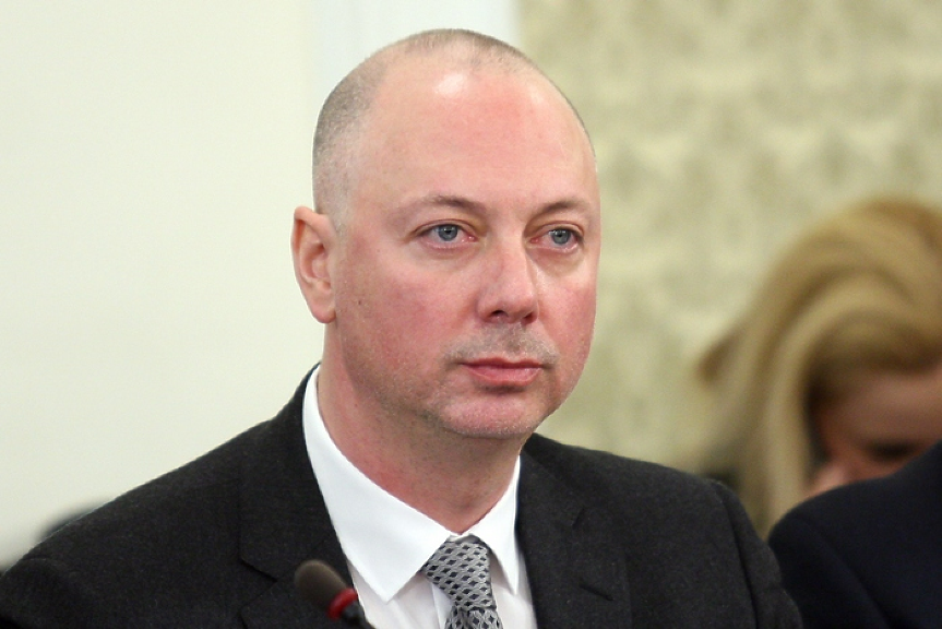 Желязков поиска обяснение от Тагарев защо не са били поканени депутати на Богоявление