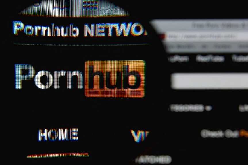 Два щата забраниха порното без лична карта и Pornhub ги блокира