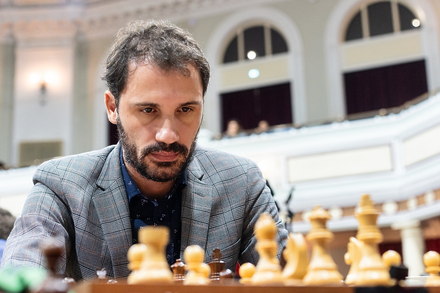 Българите запазват добри шансове преди края на Световното по ускорен шах