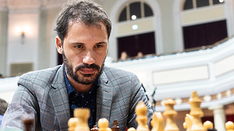 Българите запазват добри шансове преди края на Световното по ускорен шах