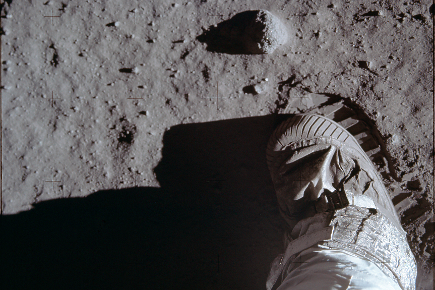 Първата частна американска мисия до Луната завърши с провал