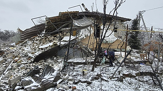 Най-малко четирима загинаха при руска ракетна атака срещу Украйна (ВИДЕО)