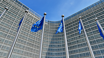ЕС спира финансирането на агенцията на ООН за палестинските бежанци
