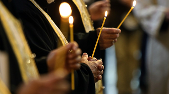 Православните християни отбелязват Голяма Задушница преди Великия пост