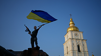 Киев обсъжда дали да покани Русия на мирна среща