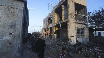 Израелски бомби изравниха със земята джамия в Рафах