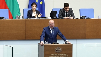 129 гласа "за" - отстраниха Росен Желязков като председател на парламента