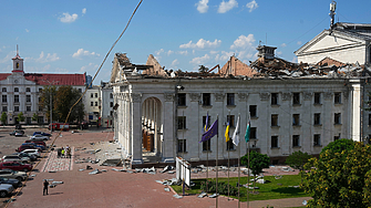 Осем загинаха след руска бомбардировка на Чернигов